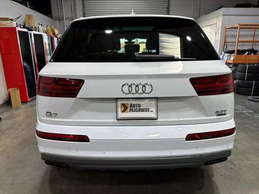 2017 Audi Q7 3.0T Prestige