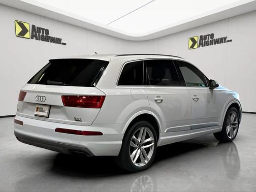 2017 Audi Q7 3.0T Prestige