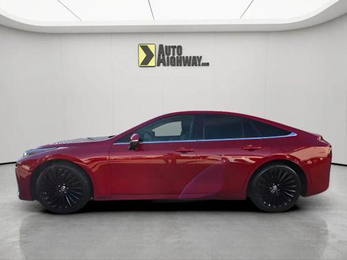 2021 Toyota Mirai Base