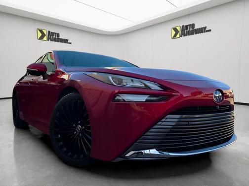 2021 Toyota Mirai Base