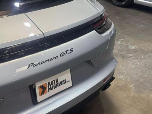 2019 Porsche Panamera GTS