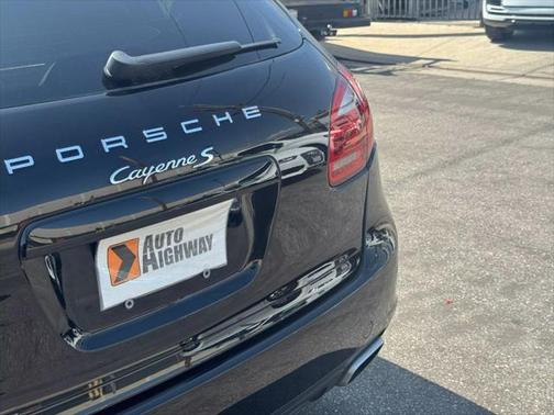 2014 Porsche Cayenne S