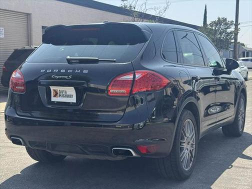 2014 Porsche Cayenne S