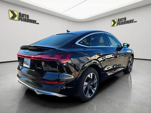 2022 Audi e-tron Sportback S line Premium Plus