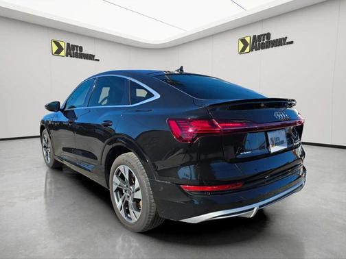 2022 Audi e-tron Sportback S line Premium Plus