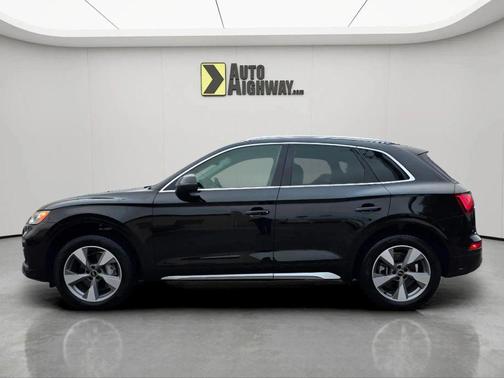 2022 Audi Q5 40 Premium Plus