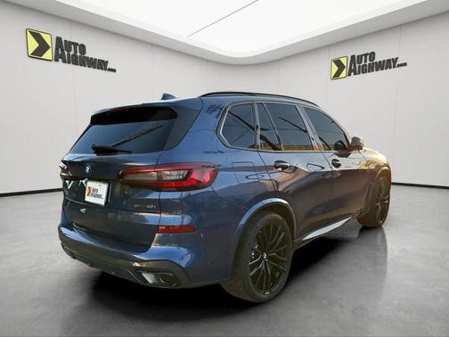 2023 BMW X5 sDrive40i