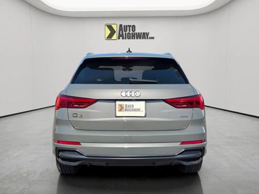 Chronos Gray Metallic 2020 Audi Q3 45 S line Premium