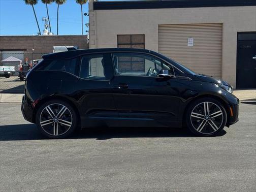 2017 BMW i3 94 Ah w/Range Extender