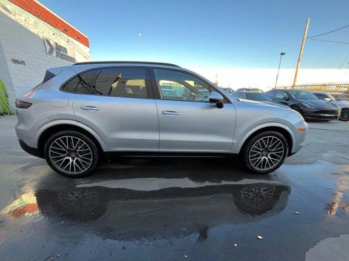2019 Porsche Cayenne S