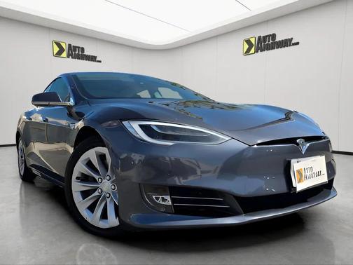 Gray 2019 Tesla Model S Long Range