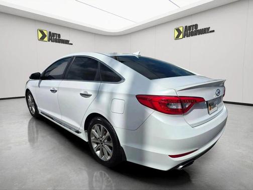 2017 Hyundai SONATA Limited