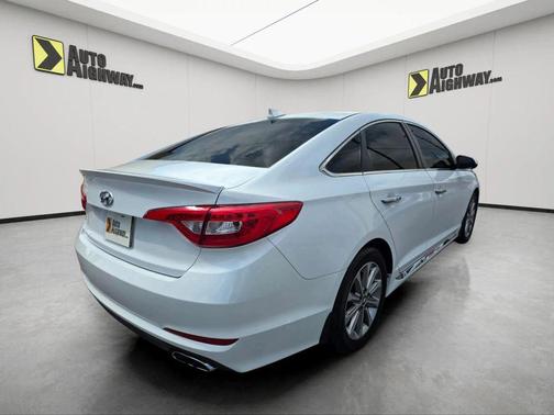 2017 Hyundai SONATA Limited