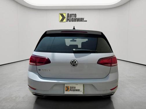 Pure White 2019 Volkswagen e-Golf SE