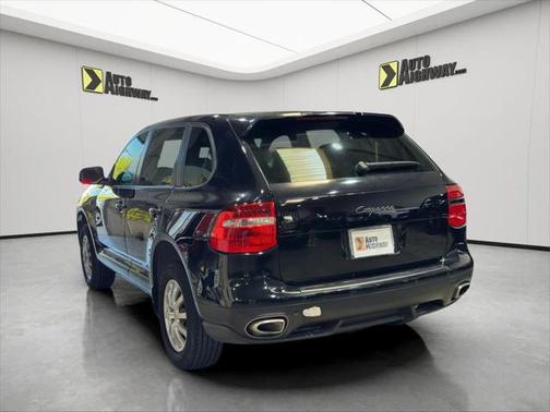 2008 Porsche Cayenne Base
