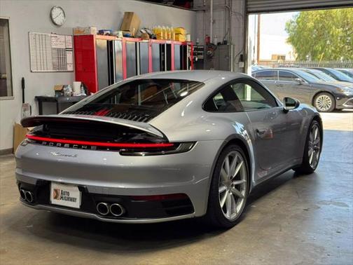 2020 Porsche 911 Carrera S