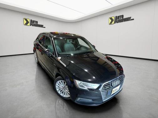 2017 Audi A3 e-tron 1.4T Premium