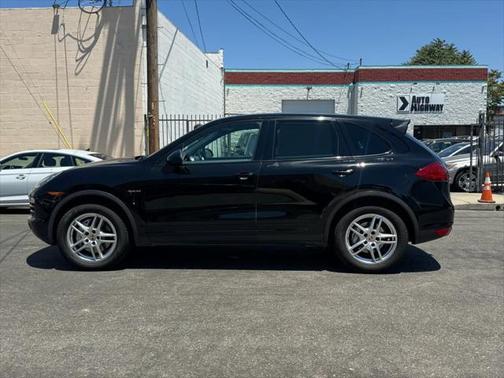 2014 Porsche Cayenne Hybrid S