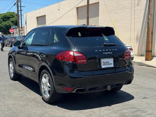 2014 Porsche Cayenne Hybrid S