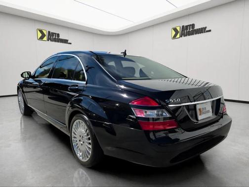 Black 2007 Mercedes-Benz S-Class S 550 Sedan 4D