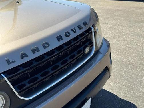 2015 Land Rover LR4 Base