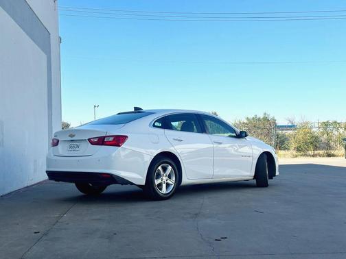 2019 Chevrolet Malibu 1LS