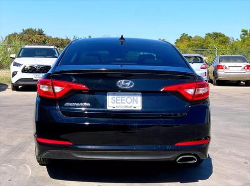2017 Hyundai SONATA SE