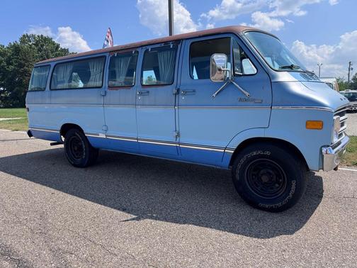 1978 Dodge Van ROYAL TRADESMAN