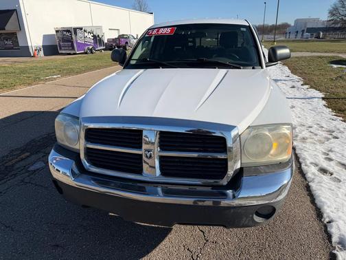 2005 Dodge Dakota SLT Quad Cab