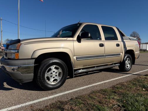 2005 Chevrolet Avalanche 1500 LS