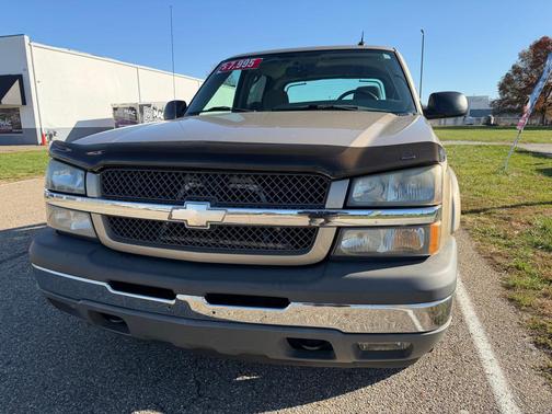 2005 Chevrolet Avalanche 1500 LS