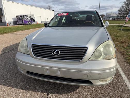 2001 Lexus LS 430 Base