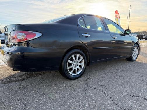 2004 Lexus ES 330 Base