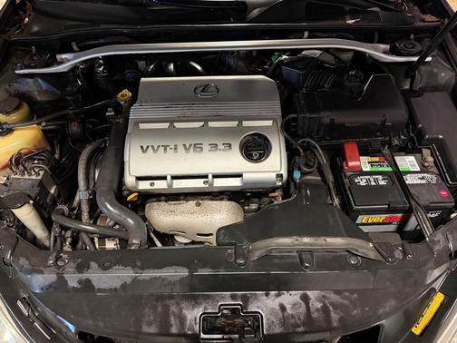 2004 Lexus ES 330 Base