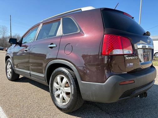 2012 Kia Sorento LX