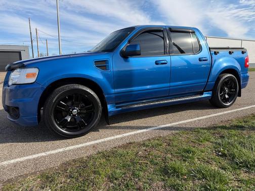 2010 Ford Explorer Limited