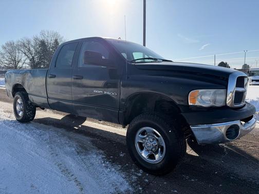 2003 Dodge Ram 2500 ST Quad Cab