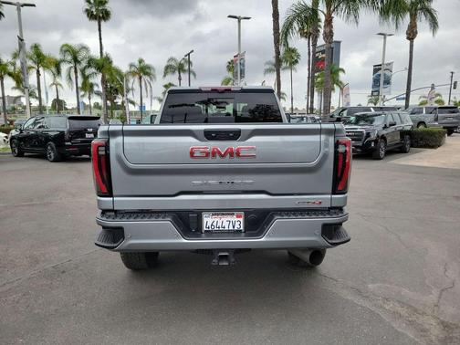 Sterling 2024 GMC Sierra 2500 AT4