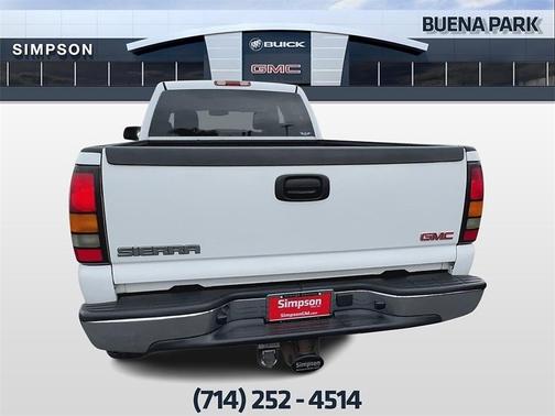 2004 GMC Sierra 2500 SLT