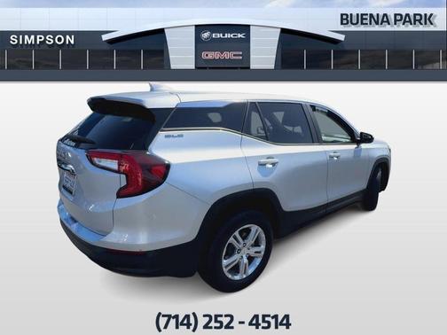 2022 GMC Terrain SLE
