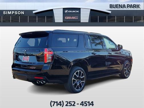 2023 Chevrolet Suburban RST