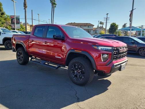 2025 GMC Canyon Elevation