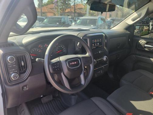 2024 GMC Sierra 1500 Pro
