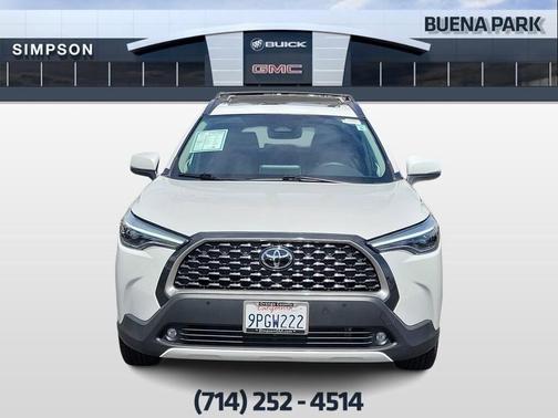 Pearl 2024 Toyota Corolla Cross XLE