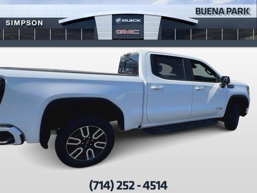 2022 GMC Sierra 1500 AT4