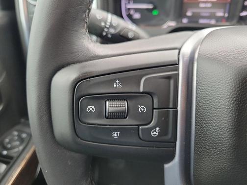 Quicksilver Metallic 2022 GMC Sierra 2500 SLE