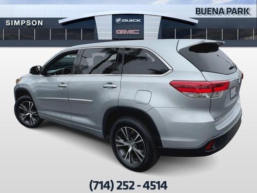 2018 Toyota Highlander LE