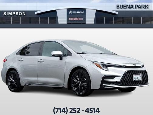 Classic Silver Metallic 2025 Toyota Corolla SE