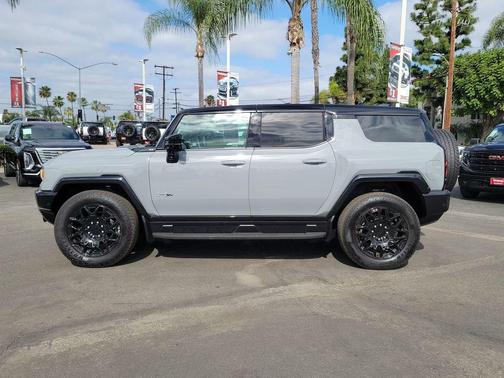 2026 GMC HUMMER EV SUV 2X