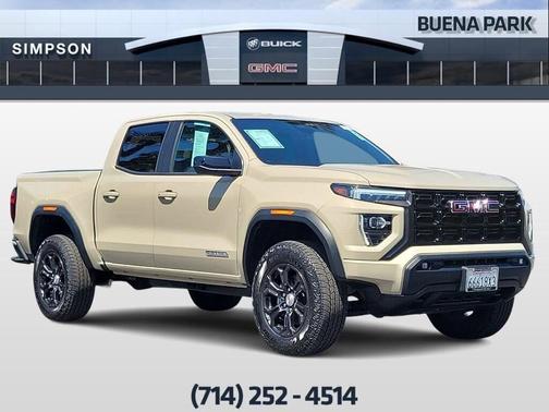 Desert Sand Metallic 2023 GMC Canyon Elevation